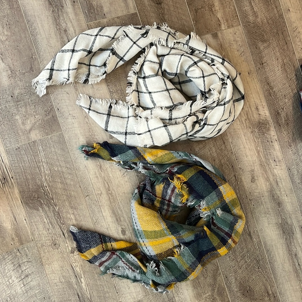 Set of 2 blanket scarves! Wear as scarf, shawl or thin blanket.